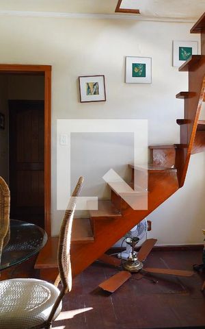 Apartamento para alugar com 156m², 3 quartos e sem vagaSala