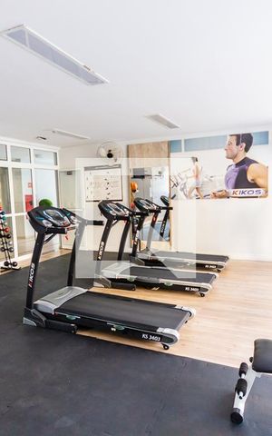 Apartamento à venda com 110m², 3 quartos e 3 vagas Apartamento à venda com 110m², 3 quartos e 3 vagasÁrea comum - Academia