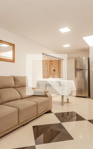 Casa para alugar com 50m², 1 quarto e sem vaga Casa para alugar com 50m², 1 quarto e sem vagaSala e Cozinha