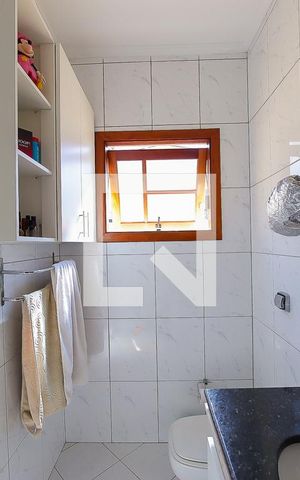 Casa à venda com 251m², 3 quartos e 3 vagas Casa à venda com 251m², 3 quartos e 3 vagasBanheiro da Suite 3
