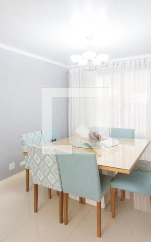 Casa para alugar com 457m², 3 quartos e 2 vagasSala