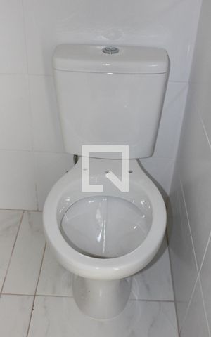 Apartamento para alugar com 36m², 1 quarto e sem vaga Apartamento para alugar com 36m², 1 quarto e sem vagaBanheiro