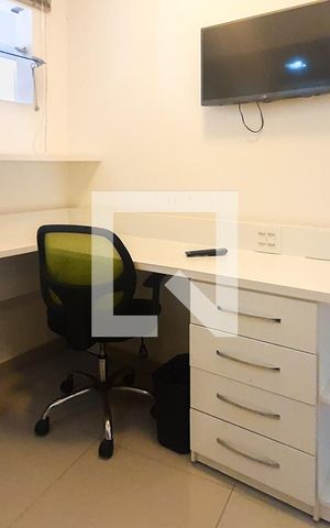 Apartamento para alugar com 200m², 4 quartos e 2 vagas Apartamento para alugar com 200m², 4 quartos e 2 vagasQuarto 4