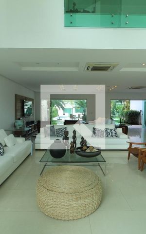 Casa de condomínio à venda com 997m², 6 quartos e 4 vagasSala