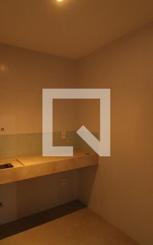 Casa de condomínio à venda com 997m², 6 quartos e 4 vagasÁrea de Serviço - Sotão