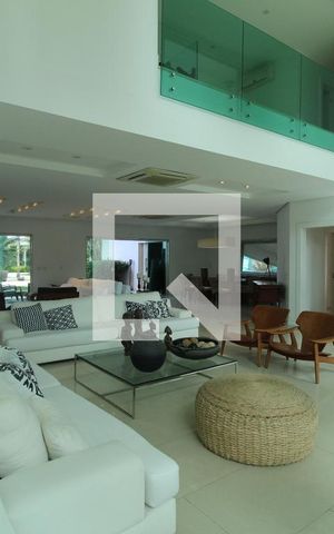 Casa de condomínio à venda com 997m², 6 quartos e 4 vagasSala