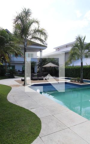 Casa de condomínio à venda com 997m², 6 quartos e 4 vagasPiscina