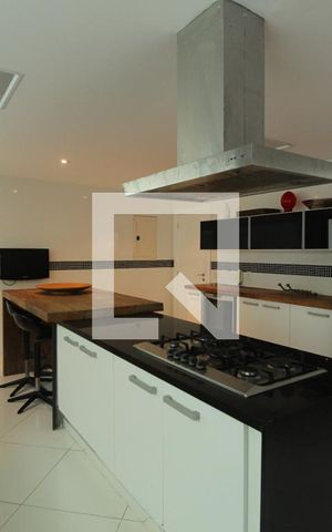 Casa de condomínio à venda com 997m², 6 quartos e 4 vagasCozinha