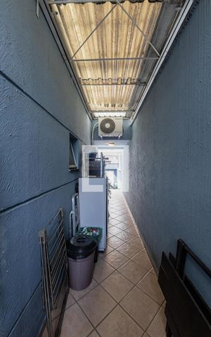Casa à venda com 165m², 3 quartos e 6 vagas