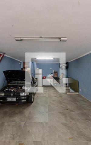Casa à venda com 165m², 3 quartos e 6 vagas