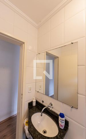 Casa à venda com 165m², 3 quartos e 6 vagas