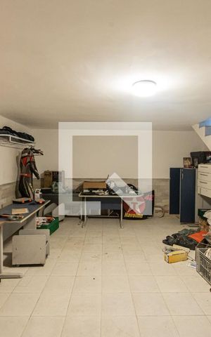 Casa à venda com 165m², 3 quartos e 6 vagas