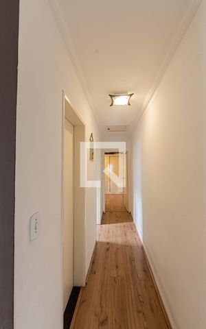 Casa à venda com 165m², 3 quartos e 6 vagas