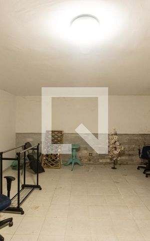 Casa à venda com 165m², 3 quartos e 6 vagas