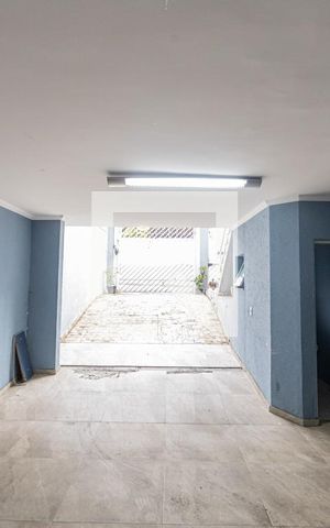 Casa à venda com 165m², 3 quartos e 6 vagas