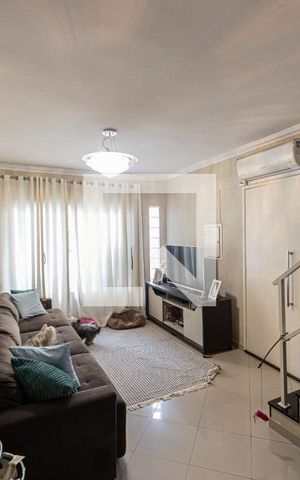 Casa à venda com 165m², 3 quartos e 6 vagas