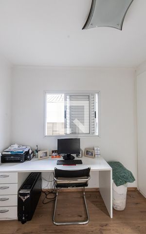 Casa à venda com 165m², 3 quartos e 6 vagas