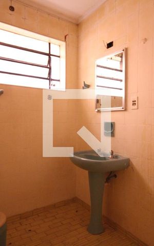 Casa à venda com 457m², 3 quartos e 1 vagaBanheiro