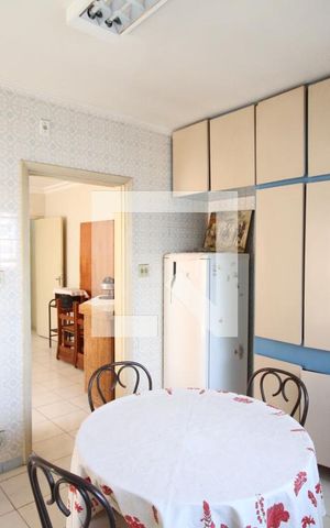 Casa à venda com 457m², 3 quartos e 1 vagaCozinha