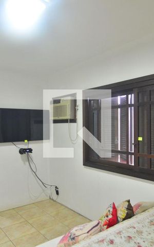 Casa à venda com 239m², 6 quartos e 2 vagasCasa 2 - Suíte