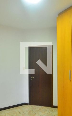 Casa à venda com 239m², 6 quartos e 2 vagasCasa 1 - Quarto 1
