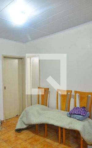 Casa à venda com 239m², 6 quartos e 2 vagasCasa 3 - Sala