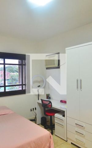 Casa à venda com 239m², 6 quartos e 2 vagasCasa 2 - Quarto 2