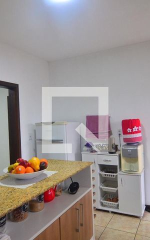 Casa à venda com 239m², 6 quartos e 2 vagasCasa 1 - Cozinha
