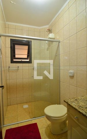 Casa à venda com 239m², 6 quartos e 2 vagasCasa 1 - Banheiro Social