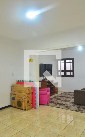 Casa à venda com 239m², 6 quartos e 2 vagasCasa 2 - Cozinha