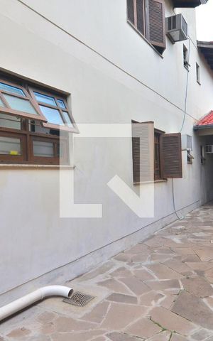 Casa à venda com 239m², 6 quartos e 2 vagasPátio