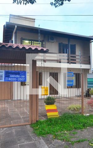 Casa à venda com 239m², 6 quartos e 2 vagasFachada