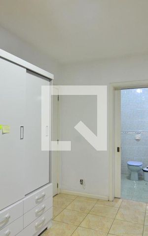 Casa à venda com 239m², 6 quartos e 2 vagasCasa 2 - Suíte