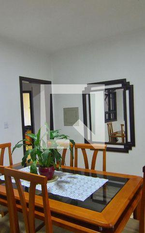 Casa à venda com 239m², 6 quartos e 2 vagasCasa 1 - Sala de jantar