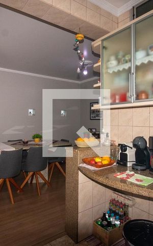 Casa à venda com 287m², 3 quartos e 3 vagas Casa à venda com 287m², 3 quartos e 3 vagasCozinha