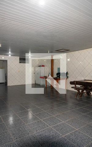 Casa à venda com 287m², 3 quartos e 3 vagas Casa à venda com 287m², 3 quartos e 3 vagasGaragem