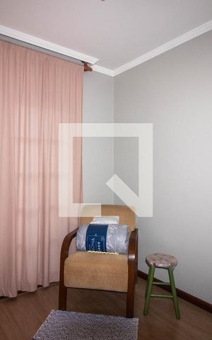 Casa à venda com 287m², 3 quartos e 3 vagas Casa à venda com 287m², 3 quartos e 3 vagasQuarto 2