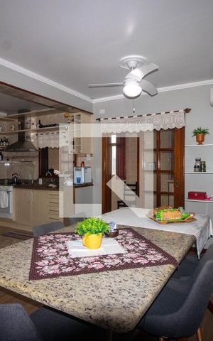 Casa à venda com 287m², 3 quartos e 3 vagas Casa à venda com 287m², 3 quartos e 3 vagasSala de Jantar