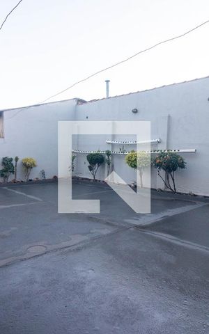 Casa à venda com 287m², 3 quartos e 3 vagas Casa à venda com 287m², 3 quartos e 3 vagasPátio Fundos