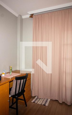 Casa à venda com 287m², 3 quartos e 3 vagas Casa à venda com 287m², 3 quartos e 3 vagasQuarto 2