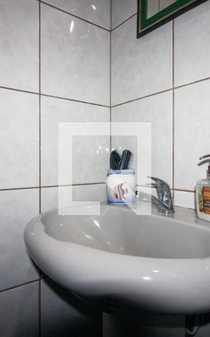 Casa à venda com 287m², 3 quartos e 3 vagas Casa à venda com 287m², 3 quartos e 3 vagasBanheiro Auxiliar