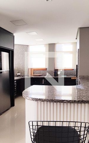 Apartamento à venda com 540m², 4 quartos e 4 vagas Apartamento à venda com 540m², 4 quartos e 4 vagasÁrea comum - Salão de festas