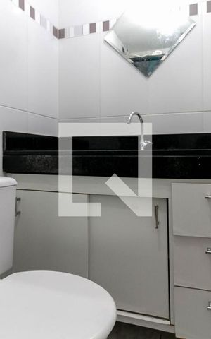 Apartamento à venda com 150m², 3 quartos e 2 vagas Apartamento à venda com 150m², 3 quartos e 2 vagasBanheiro da Suíte