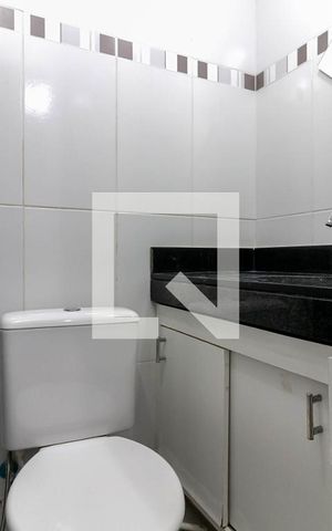 Apartamento à venda com 150m², 3 quartos e 2 vagas Apartamento à venda com 150m², 3 quartos e 2 vagasBanheiro da Suíte
