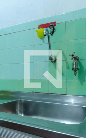 Casa para alugar com 79m², 2 quartos e 2 vagasCozinha