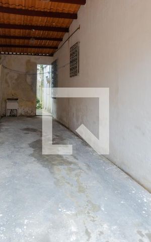 Casa para alugar com 79m², 2 quartos e 2 vagasÁrea Externa