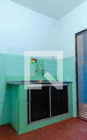 Casa para alugar com 79m², 2 quartos e 2 vagasCozinha