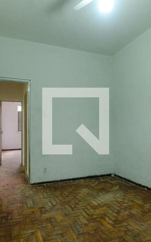 Casa para alugar com 79m², 2 quartos e 2 vagasQuarto 2
