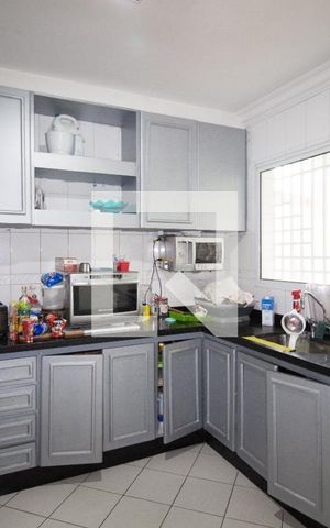 Casa à venda com 400m², 3 quartos e 7 vagasCozinha