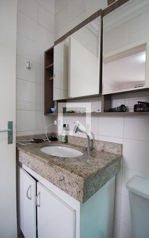 Casa à venda com 400m², 3 quartos e 7 vagasBanheiro da Suíte 2